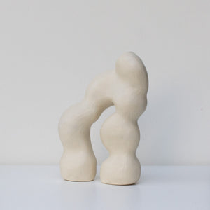 Lucrecia Dalma - Florero Curvas