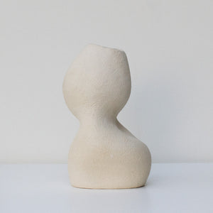 Lucrecia Dalma - Florero Textura